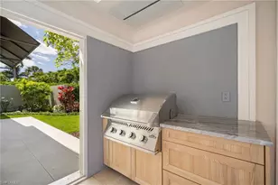 805 Lake Vista Ct, Naples, FL 34108 - Photo 40
