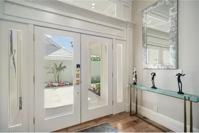 805 Lake Vista Ct, Naples, FL 34108 - Photo 12