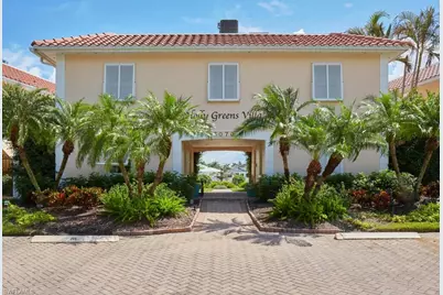 3070 Gulf Shore Blvd N #209, Naples, FL 34103 - Photo 2