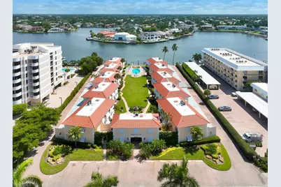 3070 Gulf Shore Blvd N #209, Naples, FL 34103 - Photo 22