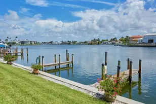 3070 Gulf Shore Blvd N, Naples, FL 34103 - Photo 20