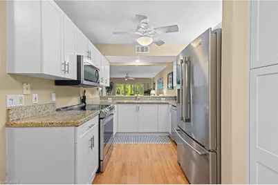 257 Robin Hood Cir #101, Naples, FL 34104 - Photo 2
