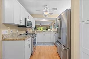 257 Robin Hood Cir, Naples, FL 34104 - Photo 2