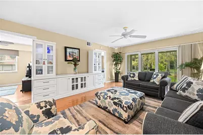 257 Robin Hood Cir #101, Naples, FL 34104 - Photo 8