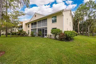 257 Robin Hood Cir, Naples, FL 34104 - Photo 24
