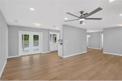 4620 Parrot Ave, Naples, FL 34104 - Photo 10