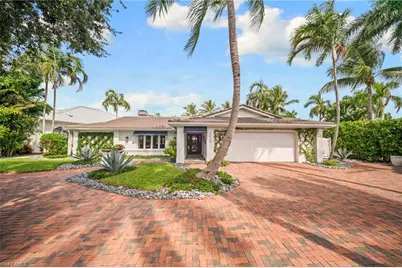 2030 Snook Dr, Naples, FL 34102 - Photo 38