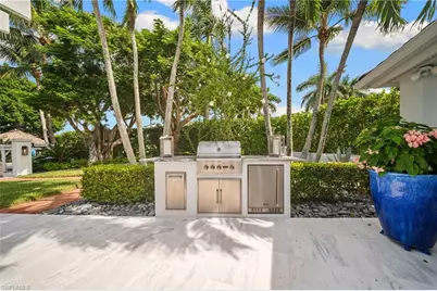 2030 Snook Dr, Naples, FL 34102 - Photo 32