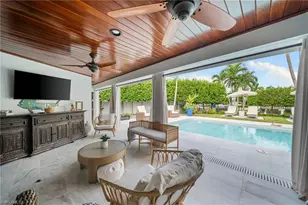 2030 Snook Dr, Naples, FL 34102 - Photo 26