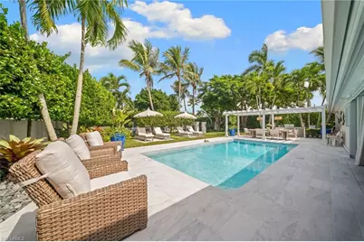 2030 Snook Dr, Naples, FL 34102 - Photo 28