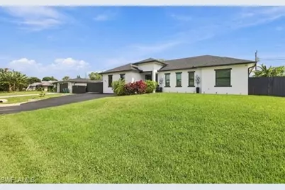 3000 47th St SW, Naples, FL 34116 - Photo 2
