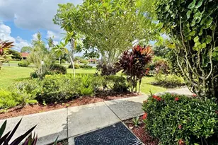 2037 Pine Isle Ln, Naples, FL 34112 - Photo 10
