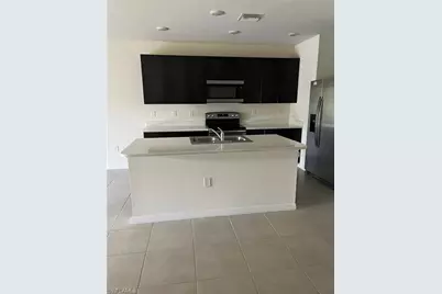 15461 Wildflower Cir, Naples, FL 34119 - Photo 2