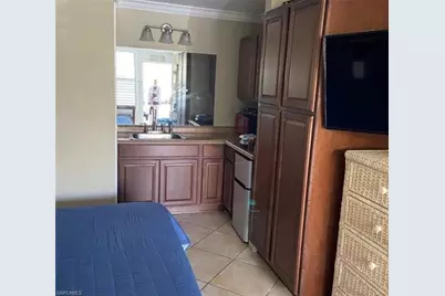 2555 9th St N #149, Naples, FL 34103 - Photo 4
