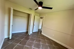 2430 Golden Gate Blvd E, Naples, FL 34117 - Photo 20