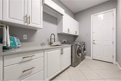 160 Logan Blvd S, Naples, FL 34119 - Photo 22