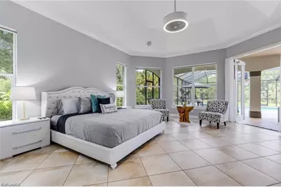160 Logan Blvd S, Naples, FL 34119 - Photo 12