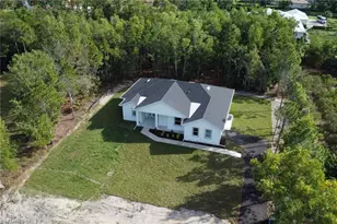 160 Logan Blvd S, Naples, FL 34119 - Photo 30