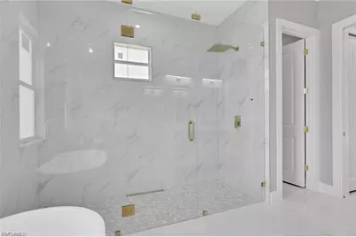160 Logan Blvd S, Naples, FL 34119 - Photo 36