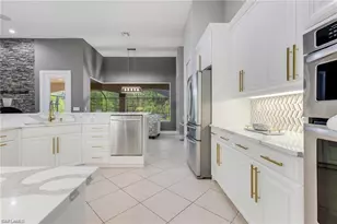 160 Logan Blvd S, Naples, FL 34119 - Photo 10