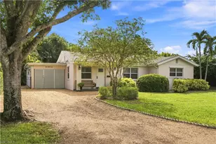 1342 11th St N, Naples, FL 34102 - Photo 1