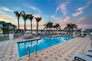 400 Flagship Dr, Naples, FL 34108 - Photo 20