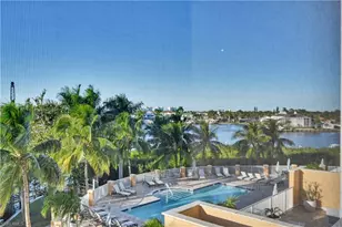 400 Flagship Dr, Naples, FL 34108 - Photo 18