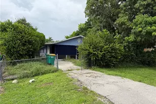 5205 Mitchell St, Naples, FL 34113 - Photo 4