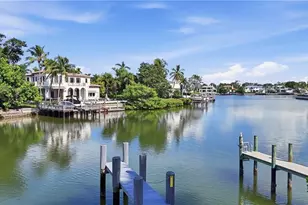 1930 Gulf Shore Blvd N, Naples, FL 34102 - Photo 2