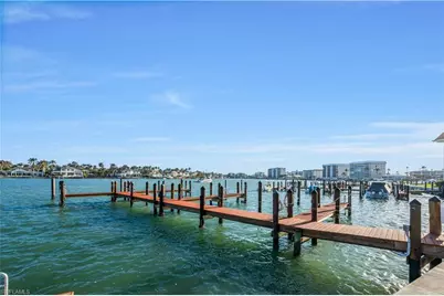 222 Harbour Dr #114, Naples, FL 34103 - Photo 6