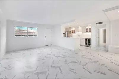 222 Harbour Dr #114, Naples, FL 34103 - Photo 16