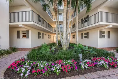 222 Harbour Dr #114, Naples, FL 34103 - Photo 40