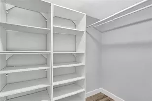 533 Landmark Dr, Naples, FL 34112 - Photo 10