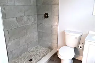 533 Landmark Dr, Naples, FL 34112 - Photo 18