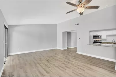 533 Landmark Dr, Naples, FL 34112 - Photo 2