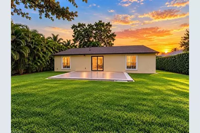 533 Landmark Dr, Naples, FL 34112 - Photo 20