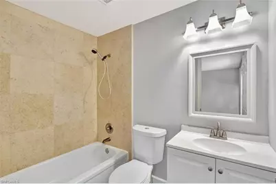 533 Landmark Dr, Naples, FL 34112 - Photo 12