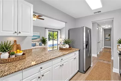 533 Landmark Dr, Naples, FL 34112 - Photo 4