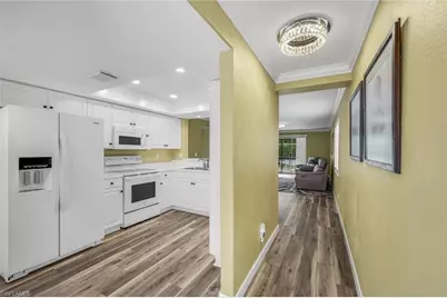 26699 Little John Ct #62, Bonita Springs, FL 34135 - Photo 6