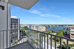 9577 Gulf Shore Dr, Naples, FL 34108 - Photo 14