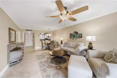 201 Quail Forest Blvd #103, Naples, FL 34105 - Photo 4