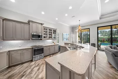 6502 Roma Way, Naples, FL 34113 - Photo 4