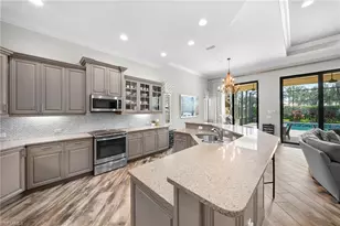 6502 Roma Way, Naples, FL 34113 - Photo 4