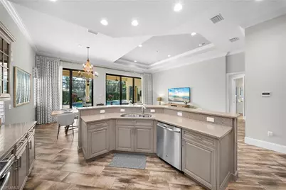 6502 Roma Way, Naples, FL 34113 - Photo 6