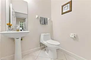 2256 Island Cove Cir, Naples, FL 34109 - Photo 32
