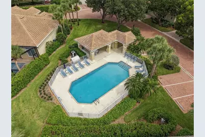 2256 Island Cove Cir, Naples, FL 34109 - Photo 42