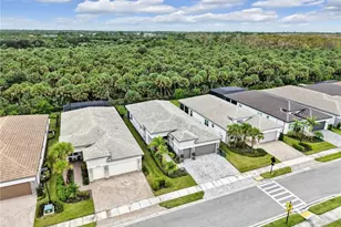 12239 Bonnet Dr, Naples, FL 34120 - Photo 30