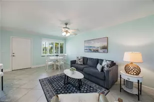 421 12th Ave S, Naples, FL 34102 - Photo 4