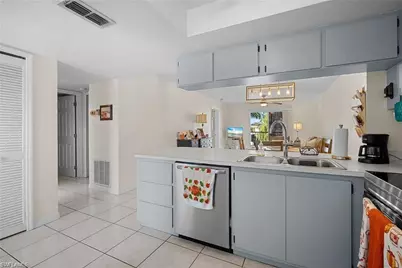 144 Cypress Way E #707, Naples, FL 34110 - Photo 8