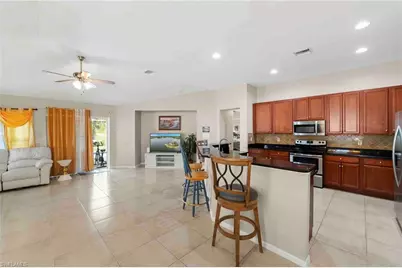 8031 Liriope Loop, Lehigh Acres, FL 33972 - Photo 10